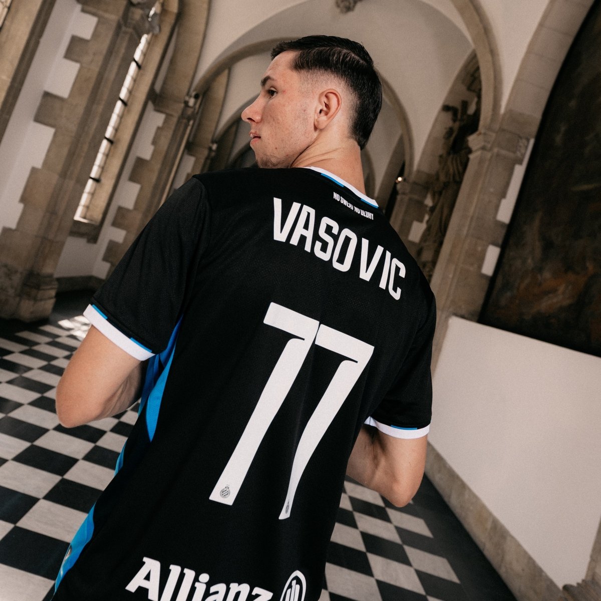 Home shirt kids 26/27 - Vasovic - Club Brugge Shop
