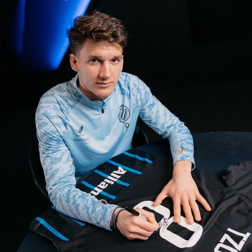 Signed Shirt Tzolis 25/26 - Club Brugge Shop