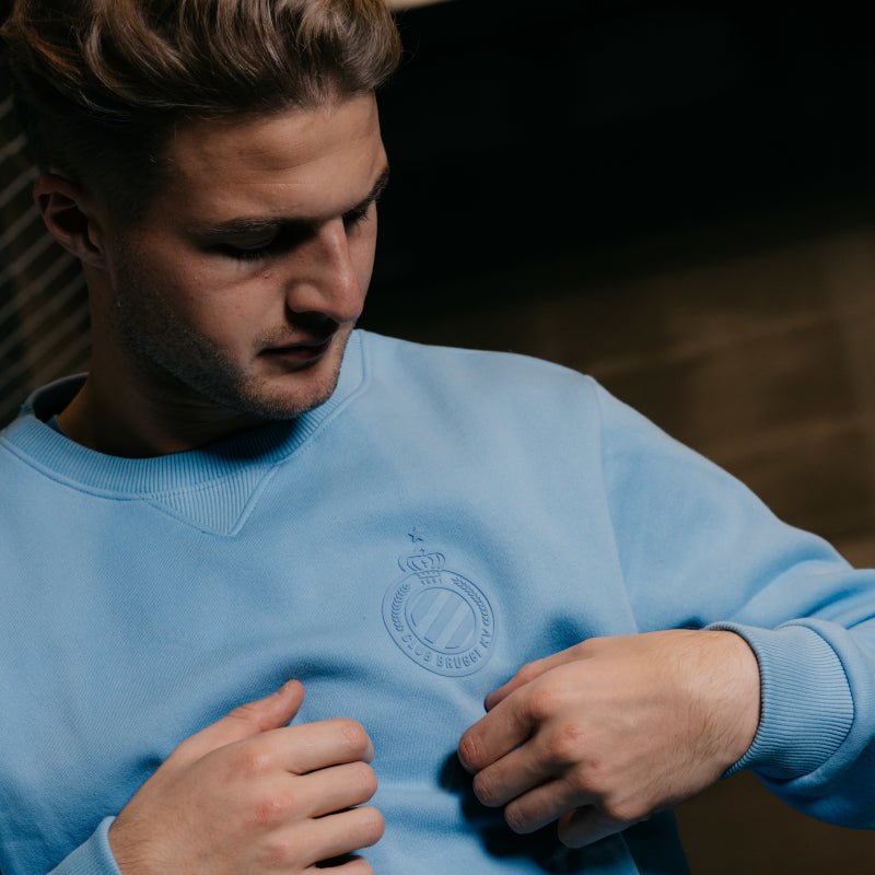 Sweater Core Light blue volw. - Club Brugge Shop